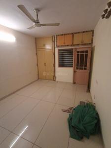 Bedroom Image of 1600 Sq.ft 3 BHK Builder Floor for rent in DDA Flats Sarita Vihar, Sarita Vihar New Delhi for Rs. 50000