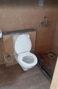 Bathroom Image of 1500 Sq.ft 3 BHK Apartment / Flat for sale in RTech Capital Greens Phase 1, RIICO Industrial Area Bhiwadi for Rs. 5500000