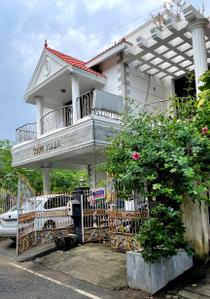 6 BHK Independent House