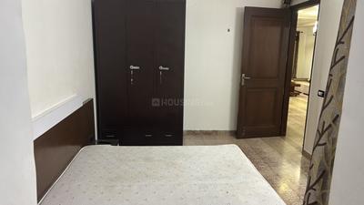 Bedroom Image of 2250 Sq.ft 2 BHK Builder Floor for rent in HUDA Plot Sector 38, Sector 38 Gurgaon for Rs. 36000