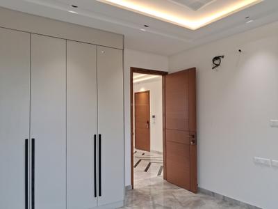 Bedroom Image of 1800 Sq.ft 3 BHK Builder Floor for sale in Paschim Vihar New Delhi for Rs. 39000000