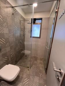 Bathroom Image of 2700 Sq.ft 5 BHK Apartment / Flat for sale in Supreme Melange, Dadar East Mumbai for Rs. 140000000