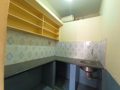 Kitchen Image of 400 Sq.ft 1 BHK Builder Floor for rent in Domlur Layout Bengaluru for Rs. 17000