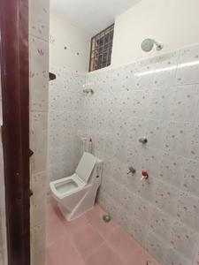 Bathroom Image of 800 Sq.ft 2 BHK Builder Floor for rent in Ayanavaram Chennai for Rs. 18000