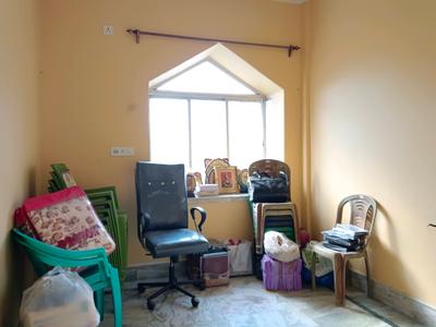 Bedroom Image of 900 Sq.ft 3 BHK Independent House for rent in Panchpota Kolkata for Rs. 12000