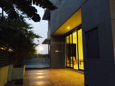 Balcony Image of 3540 Sq.ft 5 BHK Independent House for rent in Sector 8 Gandhinagar for Rs. 85000