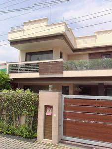 Image of 4000 Sq.ft 5 BHK Independent House for sale in Sector 4, Panchkula for Rs. 100000000