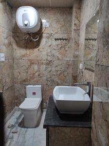 Bathroom Image of 1850 Sq.ft 3 BHK Independent House for rent in Paschim Vihar New Delhi for Rs. 55000