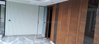 Bathroom Image of 7200 Sq.ft 4 BHK Builder Floor for sale in Maharani Bagh New Delhi for Rs. 290000000