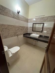 Bathroom Image of 2500 Sq.ft 4 BHK Builder Floor for rent in Maharani Bagh New Delhi for Rs. 185000