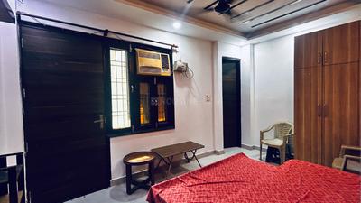 Bedroom Image of 675 Sq.ft 2 BHK Studio for rent in Mahavir Enclave New Delhi for Rs. 24000