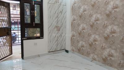 Bedroom Image of 950 Sq.ft 2 BHK Apartment / Flat for sale in Shalimar Garden Ghaziabad for Rs. 5975000