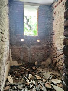 Common Bathroom One Image of 1800 Sq.ft 4 BHK Apartment / Flat for sale in Vasant Kunj New Delhi for Rs. 45000000