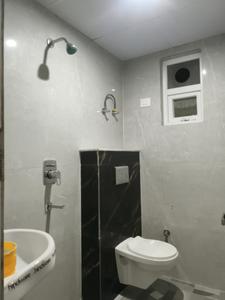 Common Bathroom Image of 1500 Sq.ft 3 BHK Apartment / Flat for sale in Vyom Residency, Noida Extension Greater Noida for Rs. 6200000