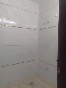 Common Bathroom Image of 900 Sq.ft 3 BHK Apartment / Flat for sale in Fairdeal Burari Top Builder Floors by Fairdeal Associates, Burari New Delhi for Rs. 4760000