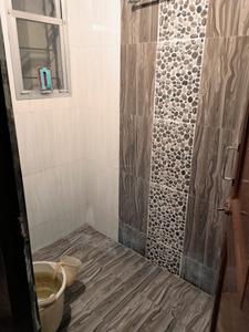 Bathroom Image of 950 Sq.ft 2 BHK Apartment / Flat for sale in Ashiyana Apartment, Napier Town Jabalpur for Rs. 3800000