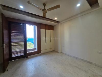 Bedroom Image of 1800 Sq.ft 3 BHK Builder Floor for rent in Anand Vihar New Delhi for Rs. 60000