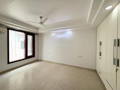 Bedroom Image of 1800 Sq.ft 3 BHK Builder Floor for rent in Green Park New Delhi for Rs. 120000