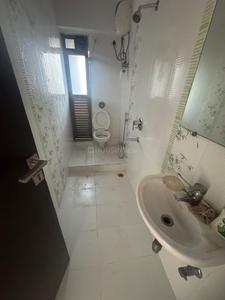 Bathroom Image of 1300 Sq.ft 2 BHK Apartment / Flat for rent in Lashkaria Green Height, Andheri West Mumbai for Rs. 85000