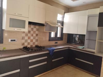 Kitchen Image of 3150 Sq.ft 3 BHK Builder Floor for sale in Uppal Southend, Sector 49 Gurgaon for Rs. 35000000