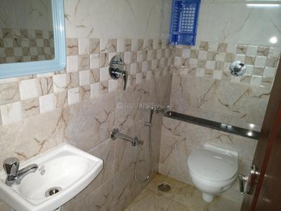 Bathroom Image of Pg for boys  in College Street, Kolkata