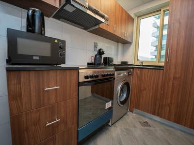 Kitchen Image of 826 Sq.ft 1 BHK Apartment / Flat for sale in Dubai Marina Dubai for Rs. 30000000