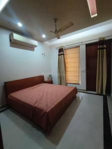 Bedroom Image of 1400 Sq.ft 2 BHK Builder Floor for rent in Sector 46 Gurgaon for Rs. 48000