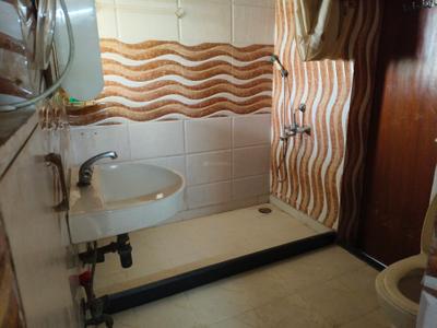 Image of 2100 Sq.ft 3 BHK Apartment / Flat for rent in Sector 10 Dwarka, New Delhi for Rs. 51000