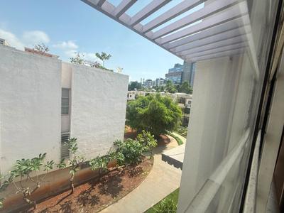 Balcony Image of 4000 Sq.ft 4 BHK Apartment / Flat for rent in Rohan Seher, Baner Pune for Rs. 110000