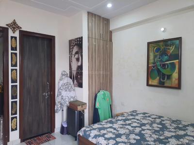 Bedroom Image of 1200 Sq.ft 3 BHK Builder Floor for rent in Sector 110 Gurgaon for Rs. 32000