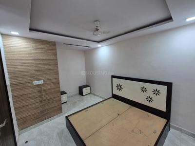 Bedroom Image of 300 Sq.ft 1 RK Builder Floor for rent in Ramesh Nagar New Delhi for Rs. 17000