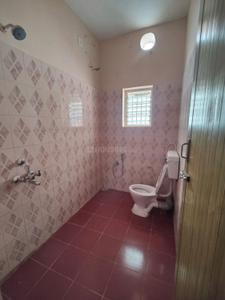 Bathroom Image of 1600 Sq.ft 3 BHK Builder Floor for rent in Ramanathapuram Coimbatore for Rs. 30000