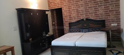 Bedroom Image of 680 Sq.ft 1 RK Independent House for rent in Safdarjung Enclave New Delhi for Rs. 25000