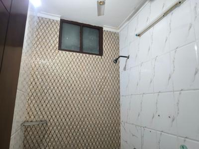 Bathroom Image of 2250 Sq.ft 3 BHK Builder Floor for rent in Sector 9 Faridabad for Rs. 25000