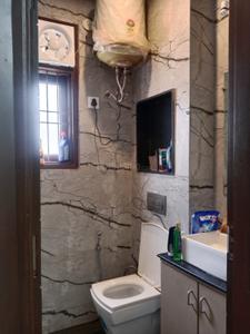 Bathroom Image of 750 Sq.ft 1 BHK Independent House for rent in Malviya Nagar New Delhi for Rs. 28500