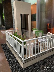 Balcony Image of 450 Sq.ft 1 BHK Apartment / Flat for sale in Lodha Amara, Kolshet Thane for Rs. 8200000