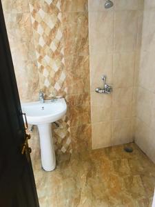 Bathroom Image of 1300 Sq.ft 2 BHK Apartment / Flat for sale in Vrindavan Yojana Lucknow for Rs. 5700000