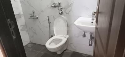 Bathroom Image of 920 Sq.ft 2 BHK Apartment / Flat for sale in Nyati Equatorial II, Bavdhan Pune for Rs. 7800005