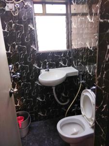 Bathroom Image of 1185 Sq.ft 3 BHK Apartment / Flat for sale in Sahajanand Pramukh Heights, Andheri West Mumbai for Rs. 30000000