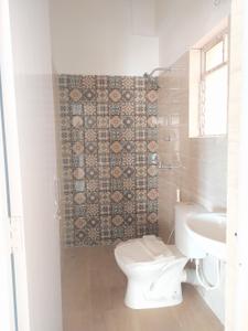 Bathroom Image of 900 Sq.ft 2 BHK Apartment / Flat for sale in Narendrapur Kolkata for Rs. 3420000