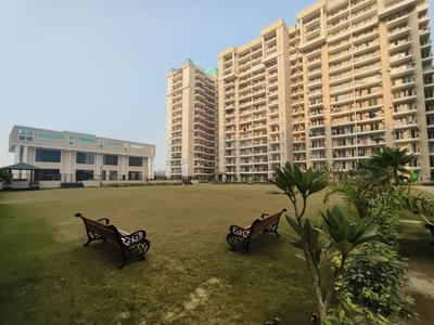 Image of 1612 Sq.ft 3 BHK Apartment / Flat for sale in Ambika LA Parisian , Sector 66, Mohali for Rs. 24500000