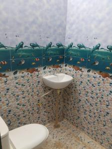 Bathroom Image of 1950 Sq.ft 3 BHK Independent House for sale in Indira Nagar Lucknow for Rs. 6800000