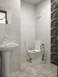 Common Bathroom Image of 1080 Sq.ft 3 BHK Builder Floor for sale in Sahibabad Industrial Area Ghaziabad for Rs. 8500000
