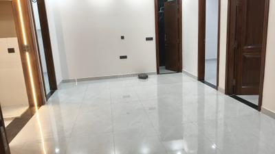 Living Room Image of 1800 Sq.ft 3 BHK Builder Floor for rent in Sector 105 Noida for Rs. 39000