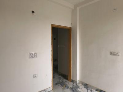Bedroom Image of 750 Sq.ft 2 BHK Builder Floor for sale in DLF Ankur Vihar Ghaziabad for Rs. 2375030