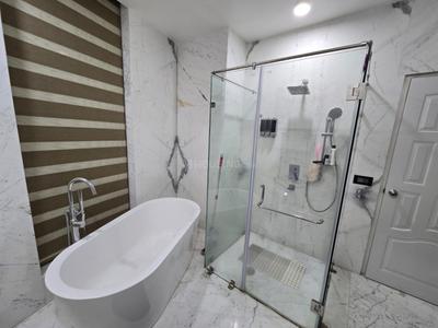 Bathroom Image of 2250 Sq.ft 3 BHK Apartment / Flat for sale in The V, New Town Kolkata for Rs. 37000000