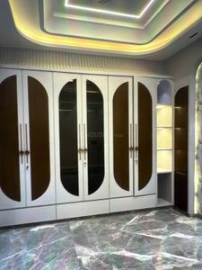 Bedroom Image of 1692 Sq.ft 3 BHK Builder Floor for sale in Preet Vihar New Delhi for Rs. 35000000