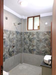 Common Bathroom Image of 1890 Sq.ft 3 BHK Builder Floor for sale in DDA Residential Flats, Sector 8 Dwarka New Delhi for Rs. 22400000
