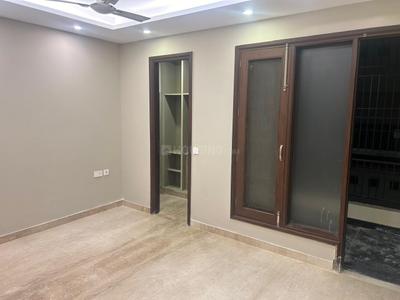 Bedroom Image of 1800 Sq.ft 3 BHK Builder Floor for rent in Swaraj Homes Swapankunj Apartments, Kalkaji Extension New Delhi for Rs. 60000