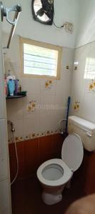 Bathroom Image of 810 Sq.ft 2 BHK Apartment / Flat for sale in Mugalivakkam Chennai for Rs. 6500000
